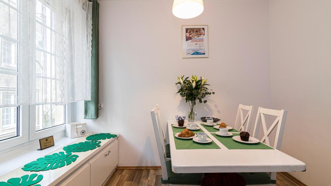 Maya'S Flats & Resorts - Old Town Dluga 66 กดัญสก์ ภายนอก รูปภาพ